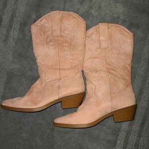 Wonderly Sz 9.5 Blush Pink Cowboy Boots